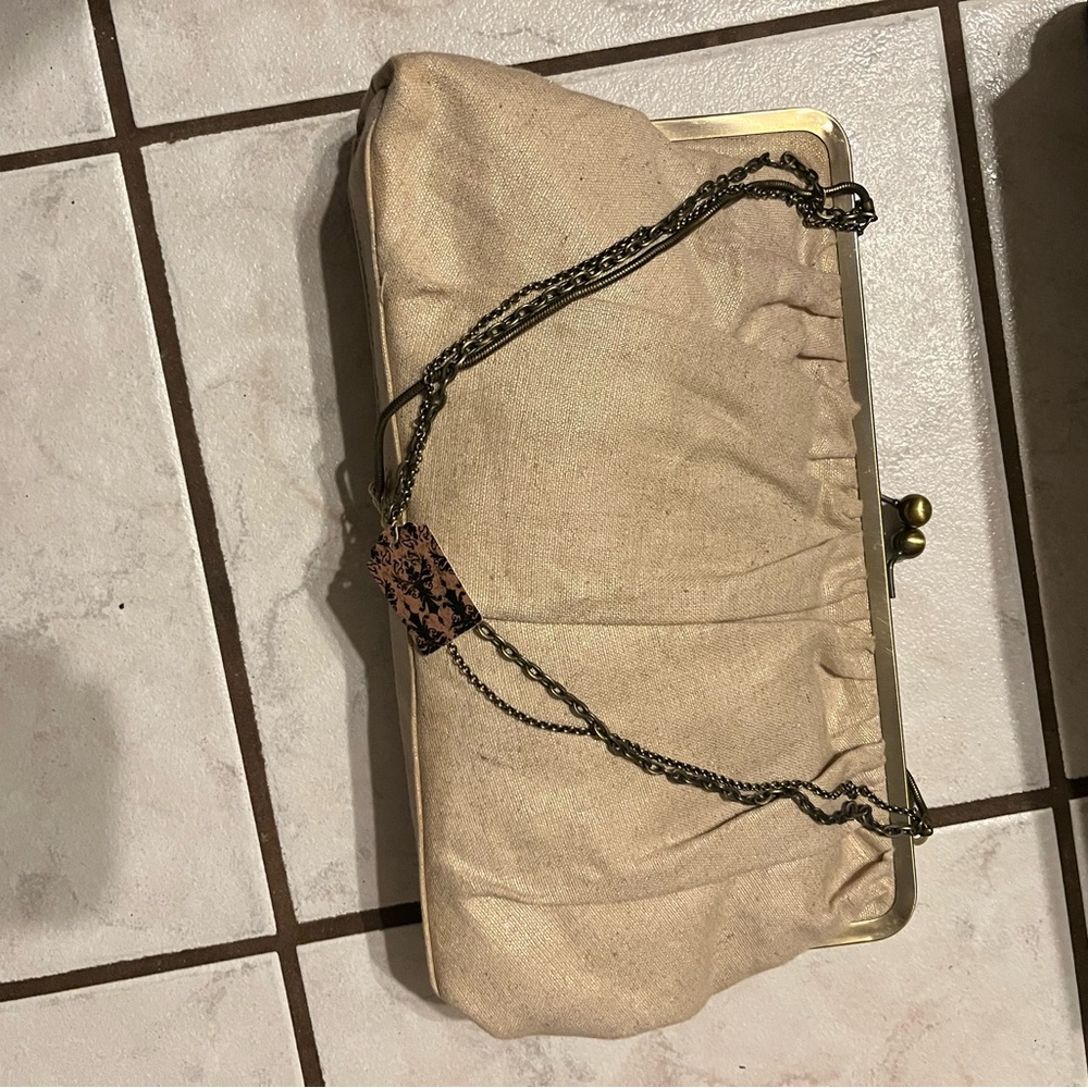 Elegant Cream Clutch with Chain Strap